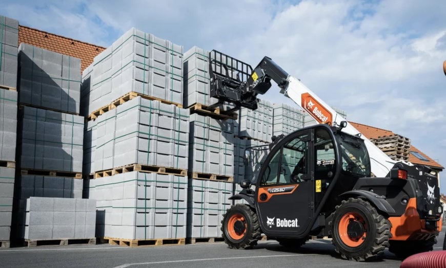 Bobcat Displays Extensive Material Handling Lineup at LogiMAT 